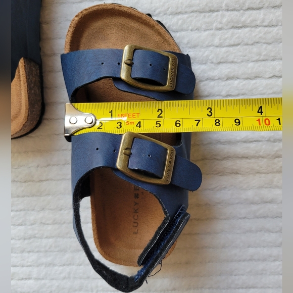 Boys Lucky Brand Toddler Blanc Foodbed Sandals Size 6 or 7 - Picture 4 of 9